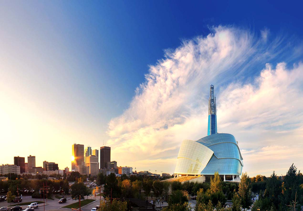 Exploring Downtown Winnipeg: Cultural and Shopping Hotspots